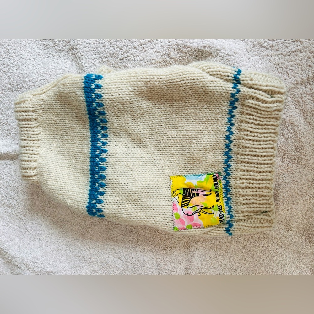 Knit Dog Sweater - Picture 2 of 4